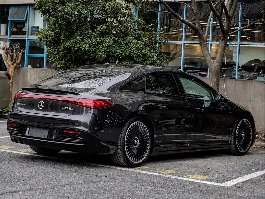 MERCEDES-BENZ EQS AMG