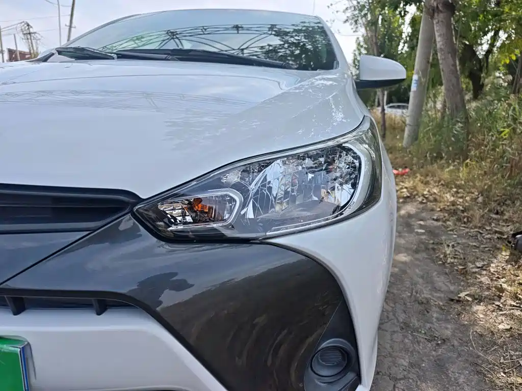 Toyota Yaris L — миниатюра 24