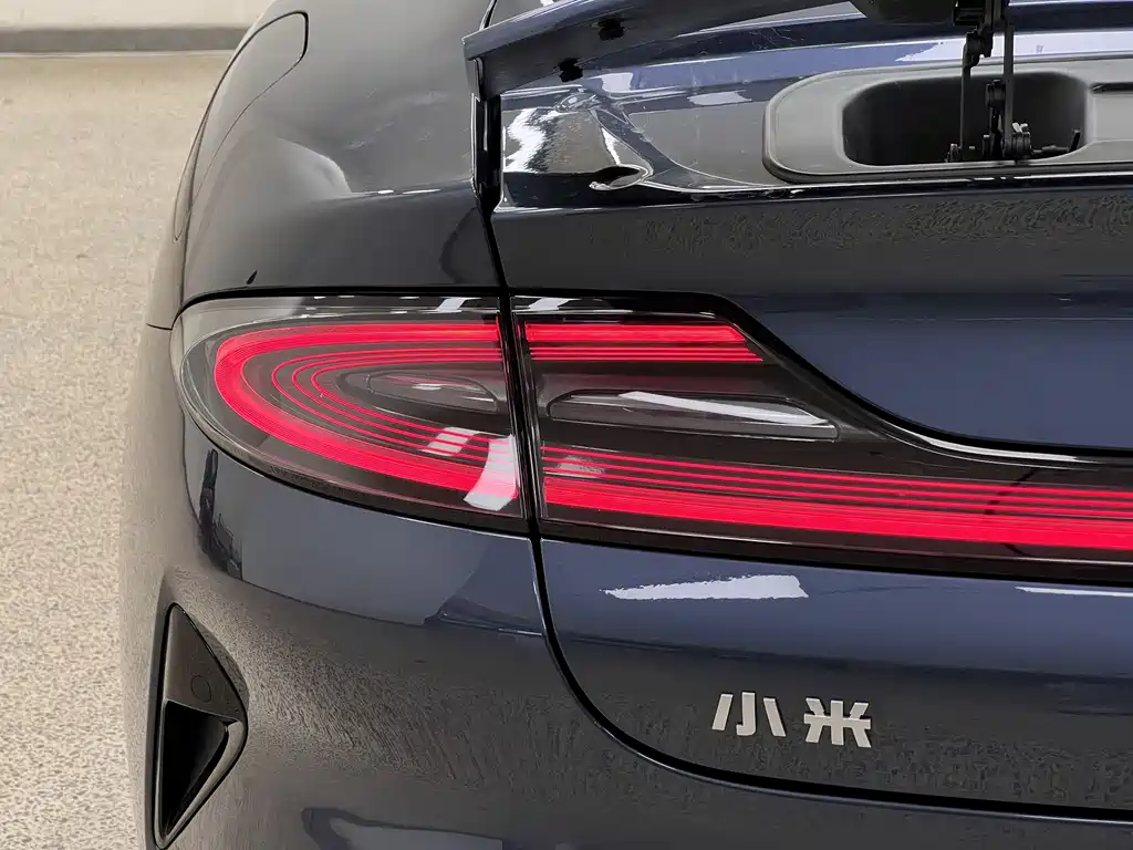 XIAOMI CAR XIAOMI SU7