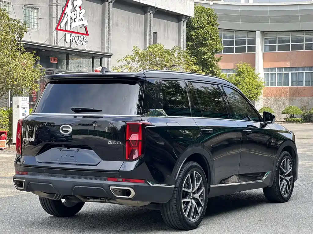 GAC TRUMPCHI GS8