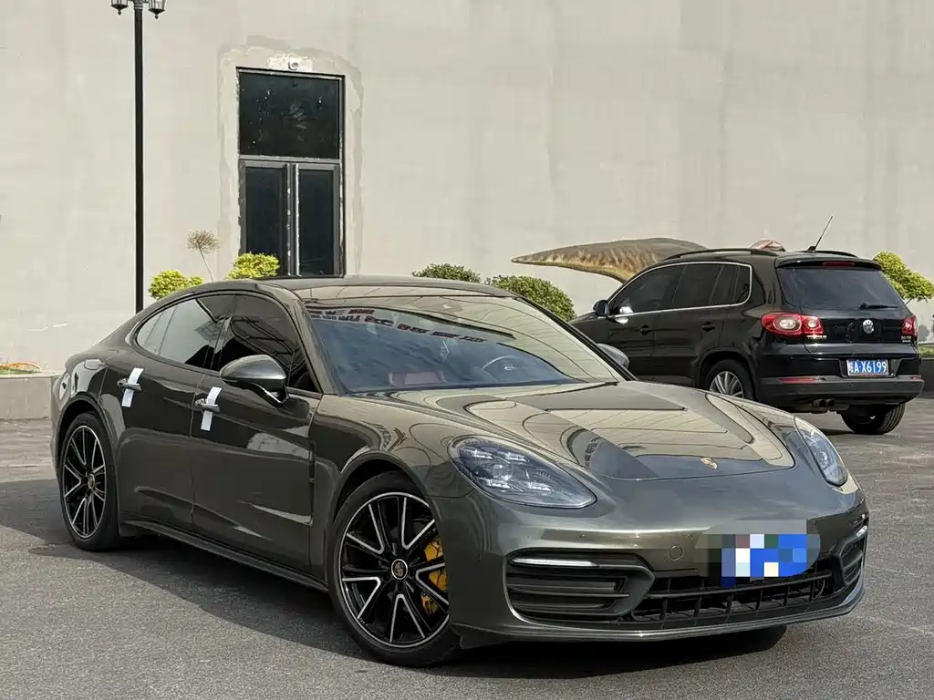Porsche Panamera — миниатюра 3