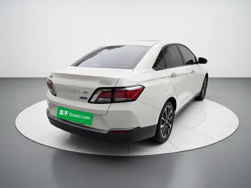 Venucia D60 — миниатюра 4