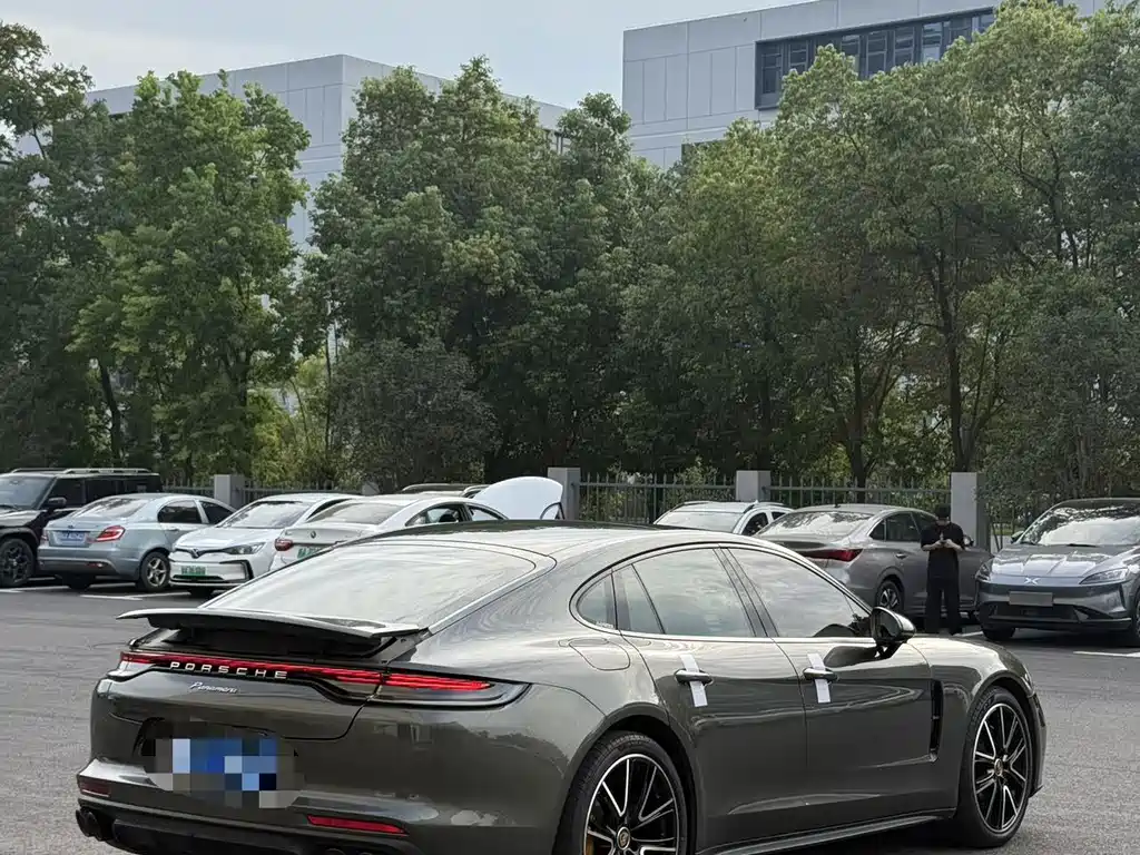 Porsche Panamera — миниатюра 9