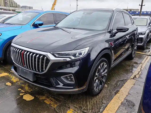 RED FLAG HONGQI HS5 2020