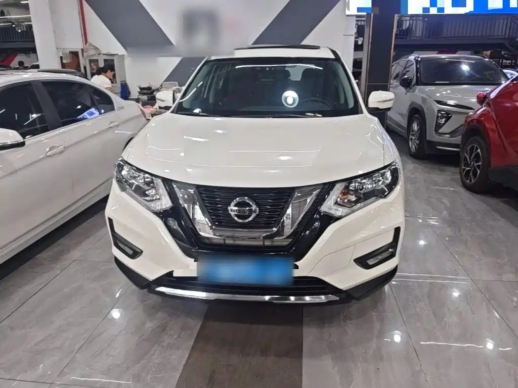 Nissan X-Trail — миниатюра 3