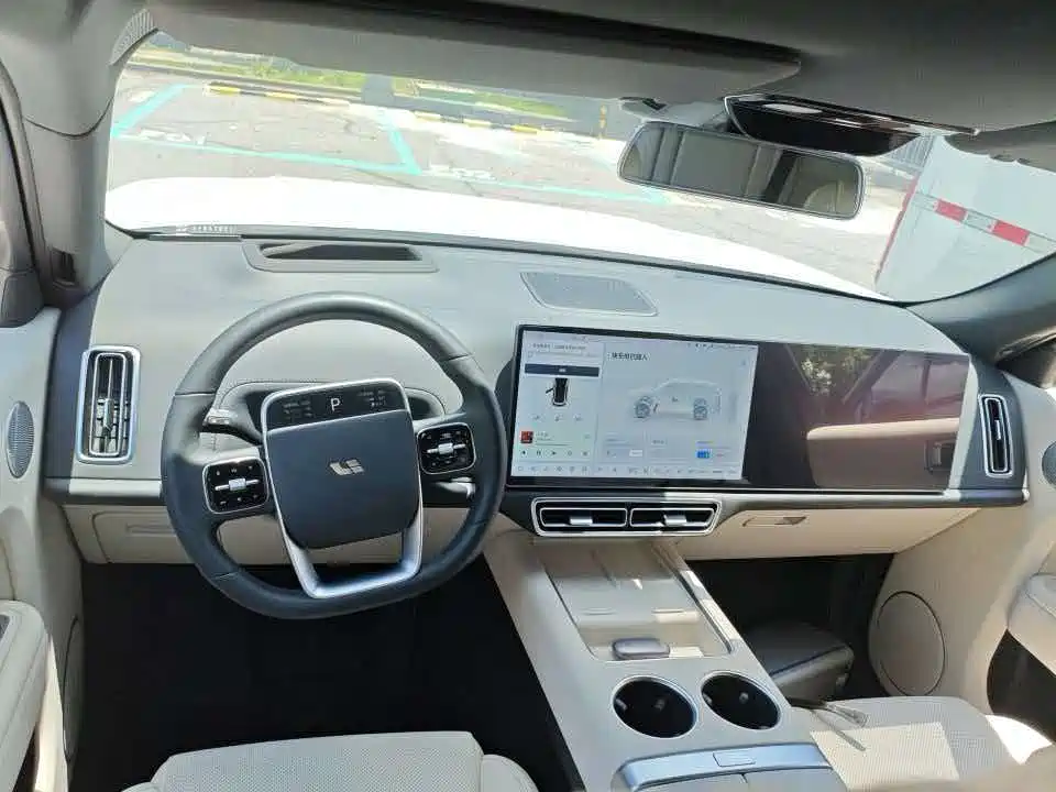 Li Auto L7 2023 Pro
