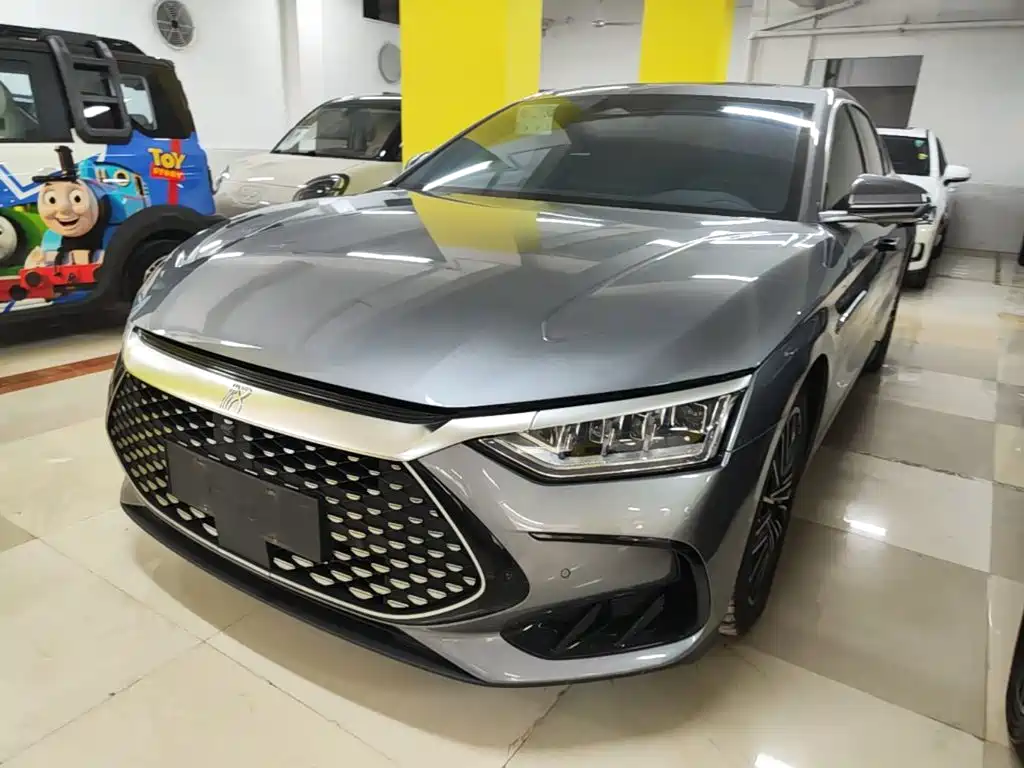 BYD Han — миниатюра 2