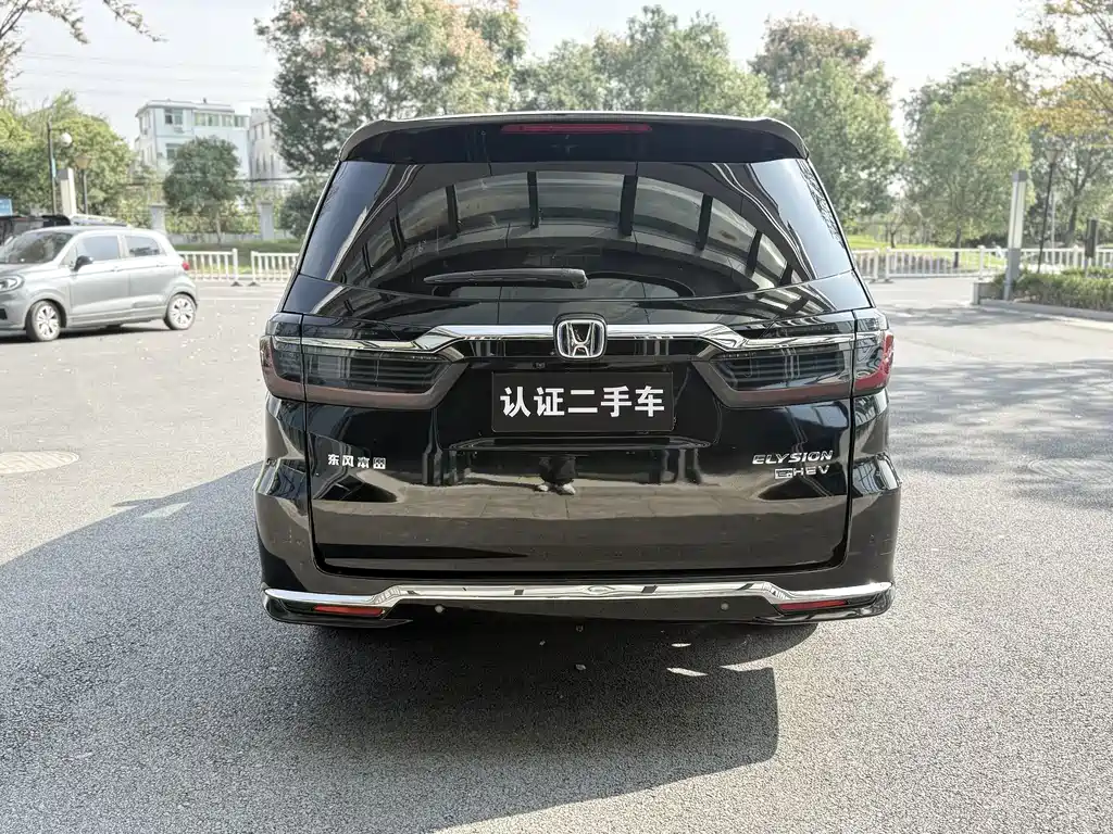 Honda Elysion — миниатюра 6