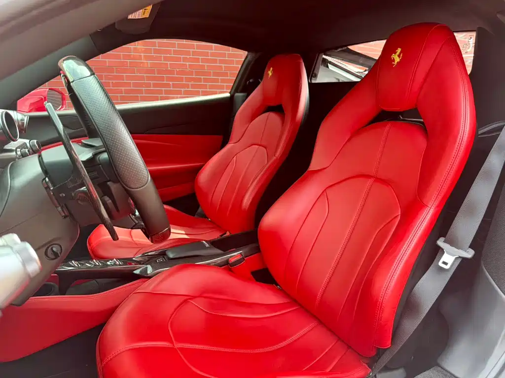 Ferrari F8 — миниатюра 9