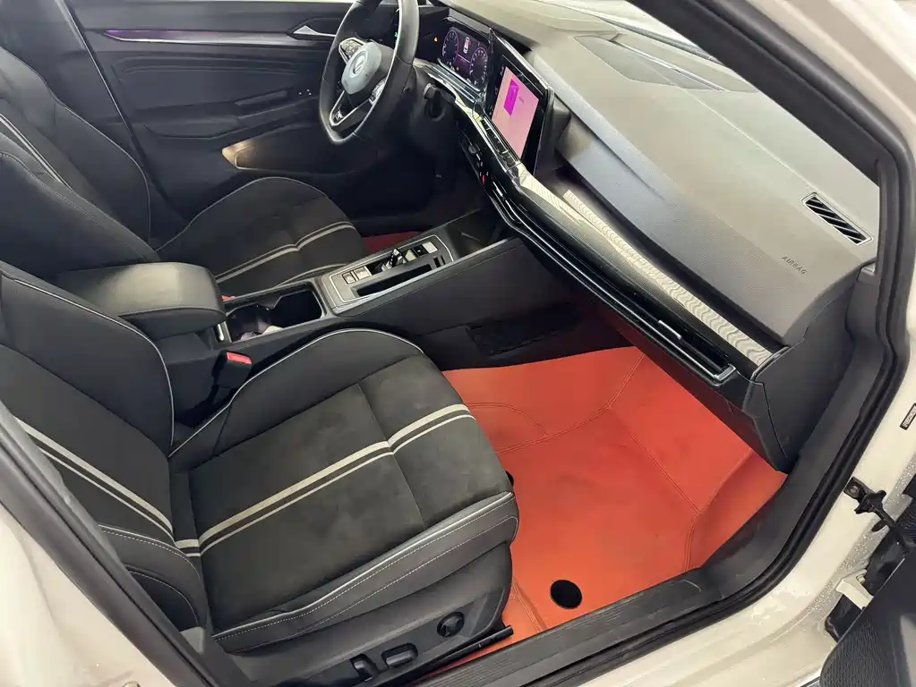 Volkswagen Golf — миниатюра 11