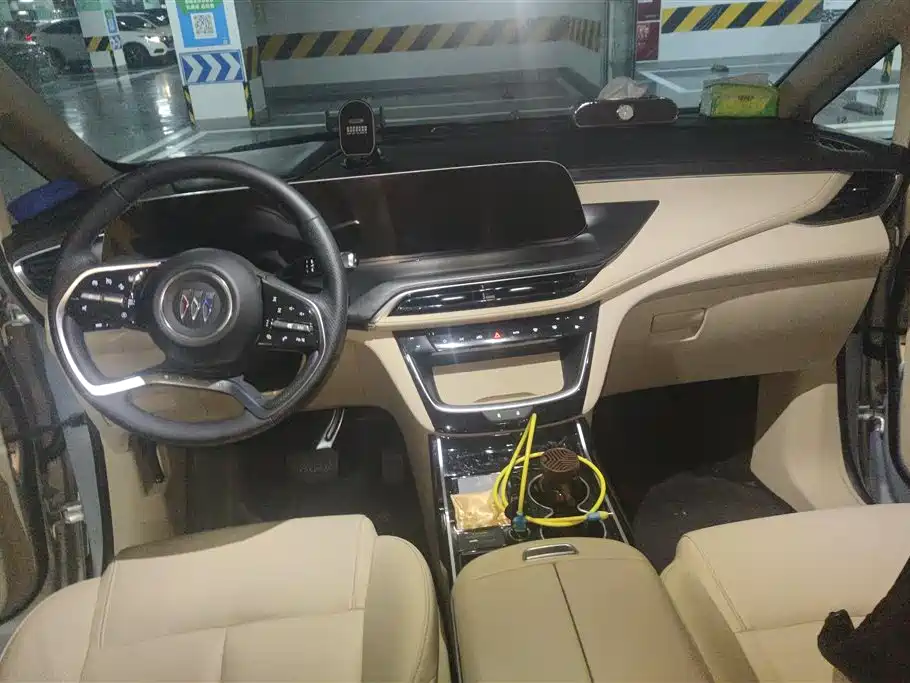 BUICK GL8 NEW ENERGY