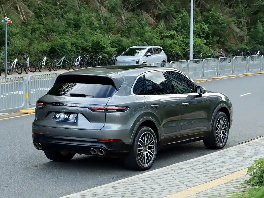 Porsche Cayenne 2019 Cayenne 3.0T