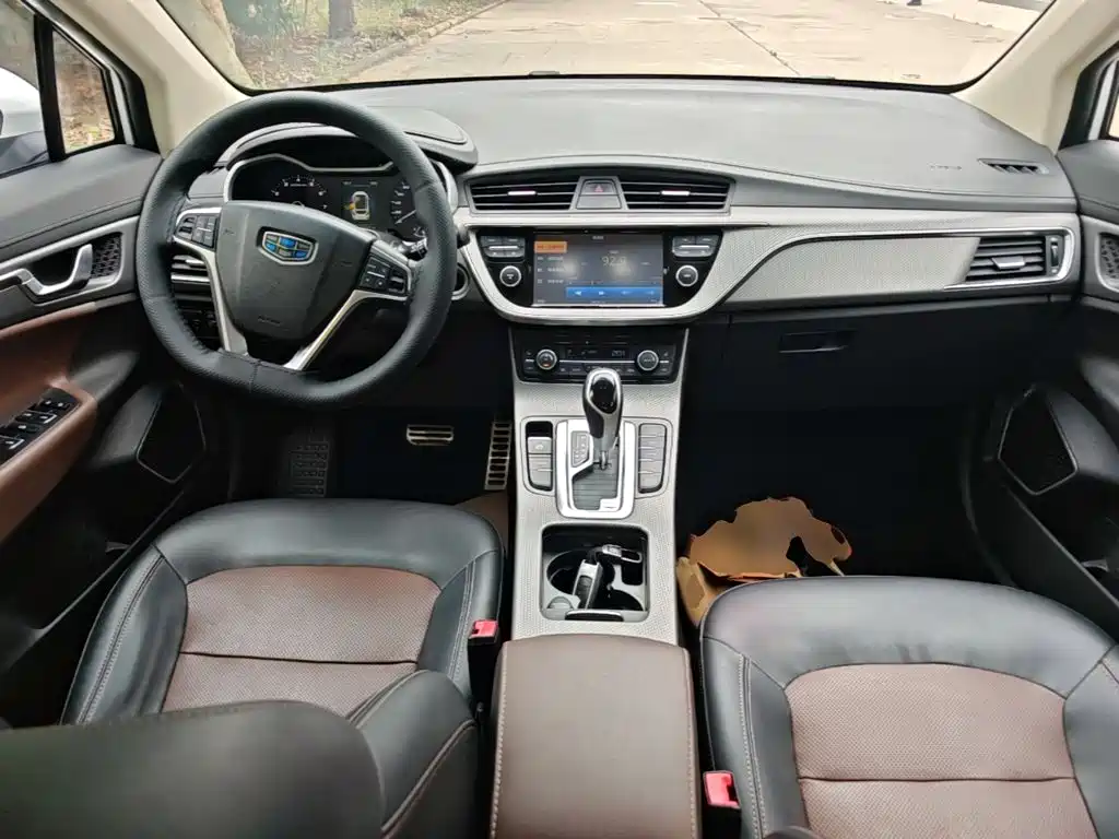 Geely Emgrand GS — миниатюра 10