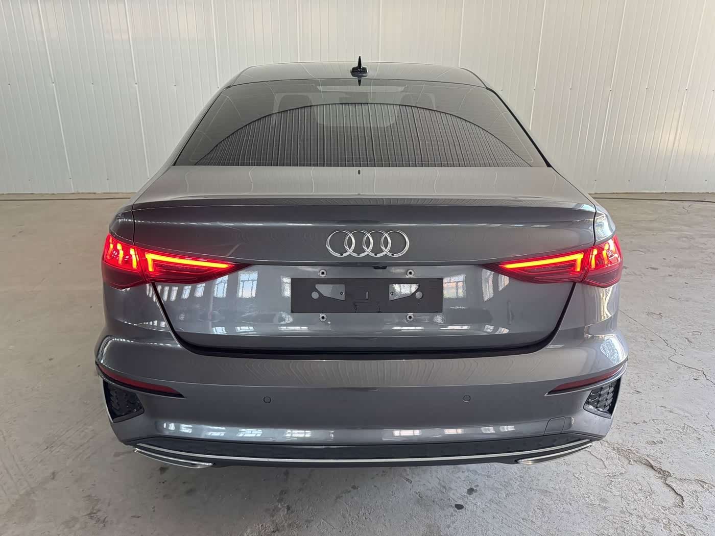 Audi A3 1.4 л 2023 г. Серебристо-серый, пробег 38000 км