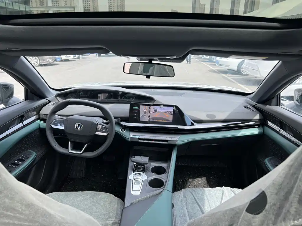 Changan UNI-V iDD 2024 iDD 136km