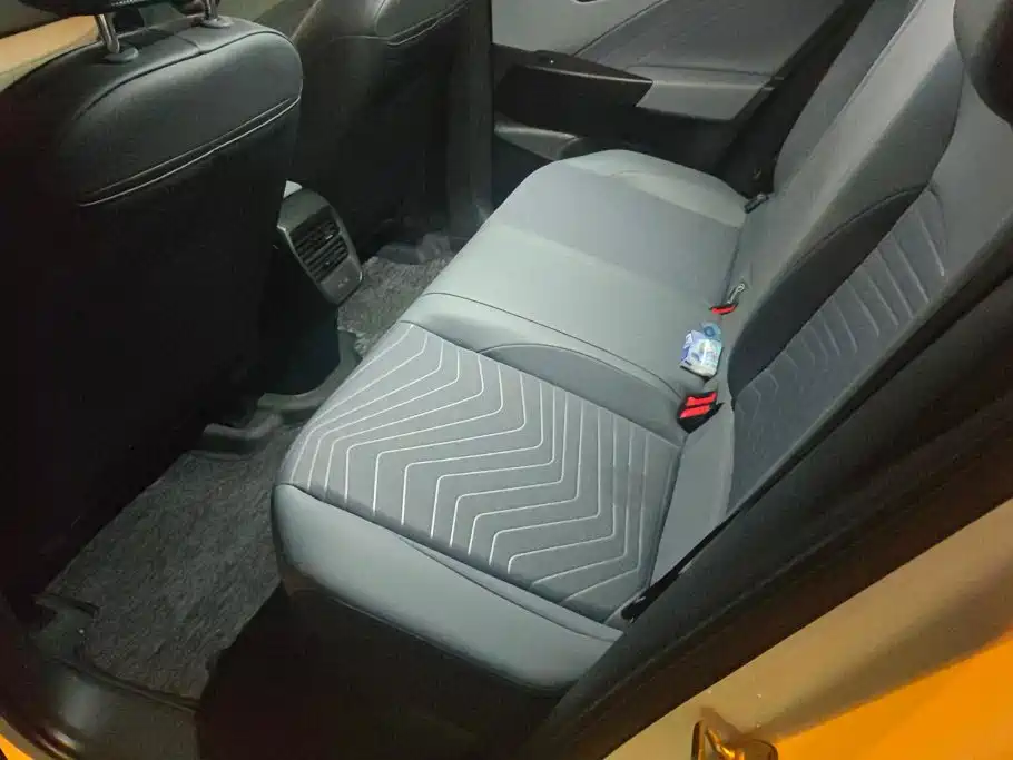 Volkswagen ID.3 — миниатюра 11