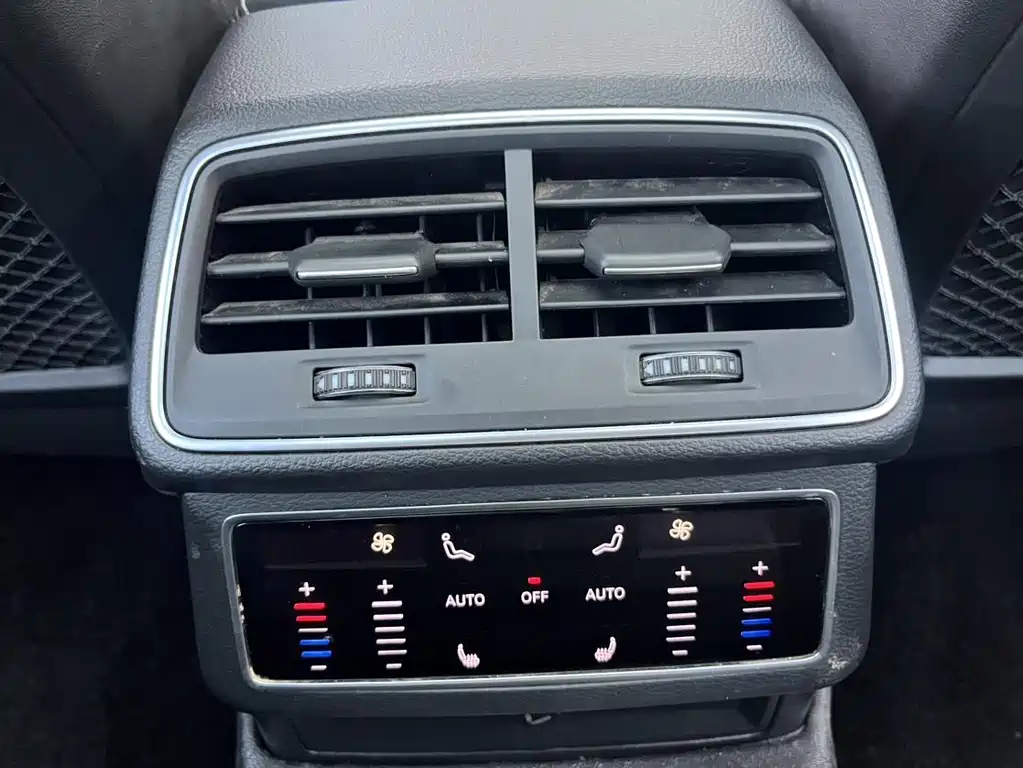 Audi A6L — миниатюра 11