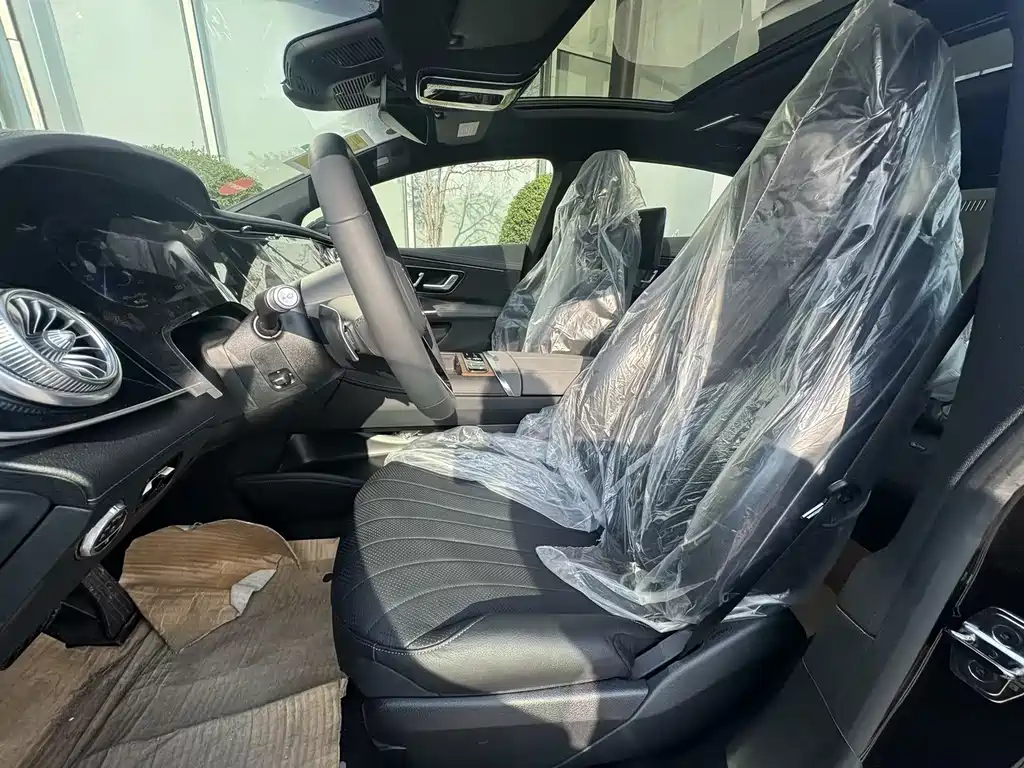 Mercedes-Benz EQS — миниатюра 13