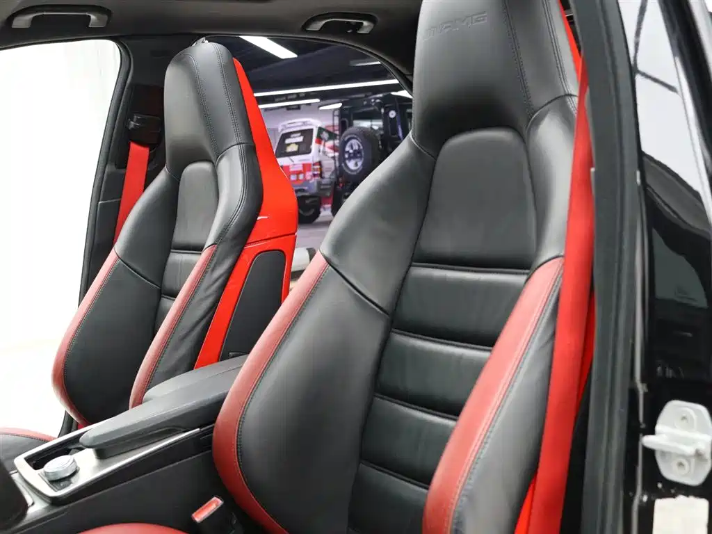 Mercedes-Benz C-Class A MG C AMG 2010 AMG C 63