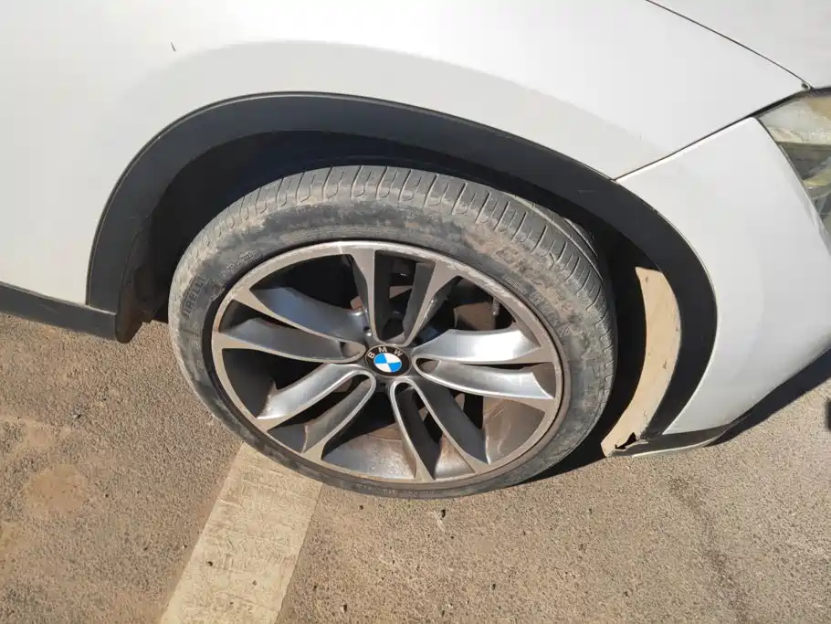 BMW X1 — миниатюра 6