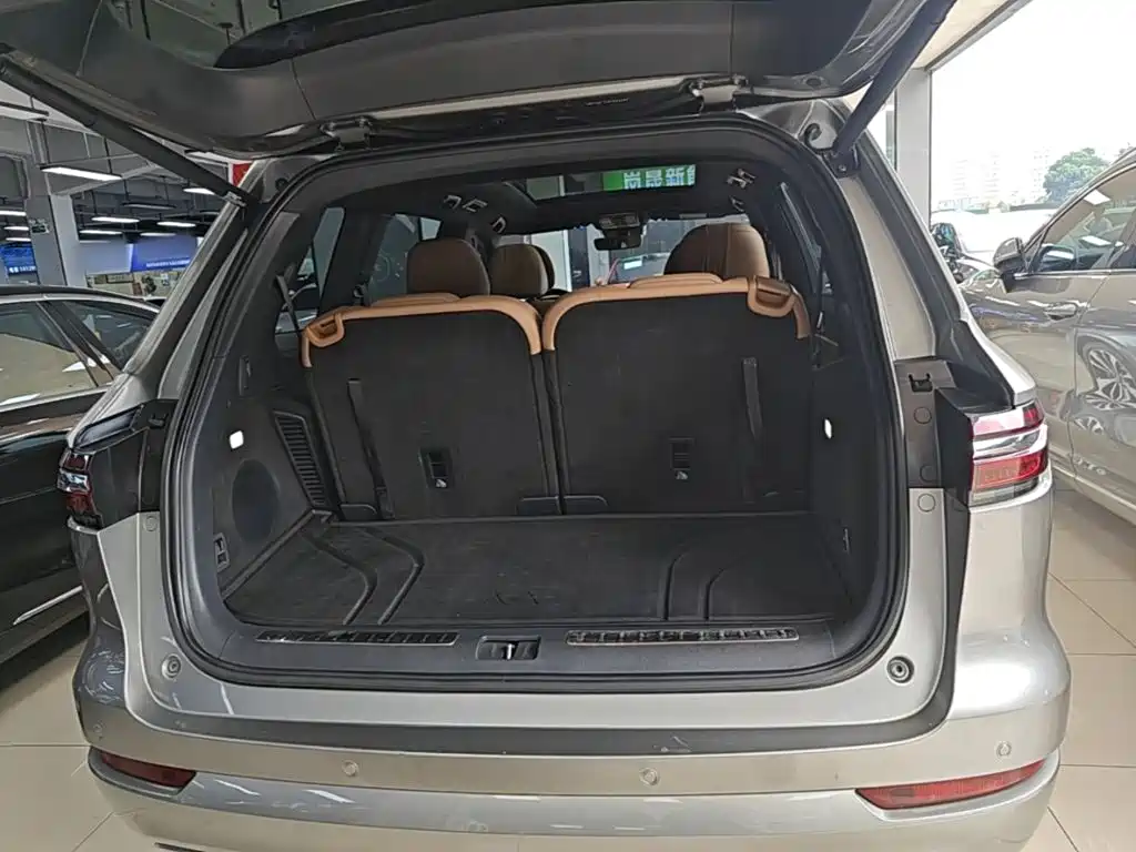 Li Auto Li ONE — миниатюра 19