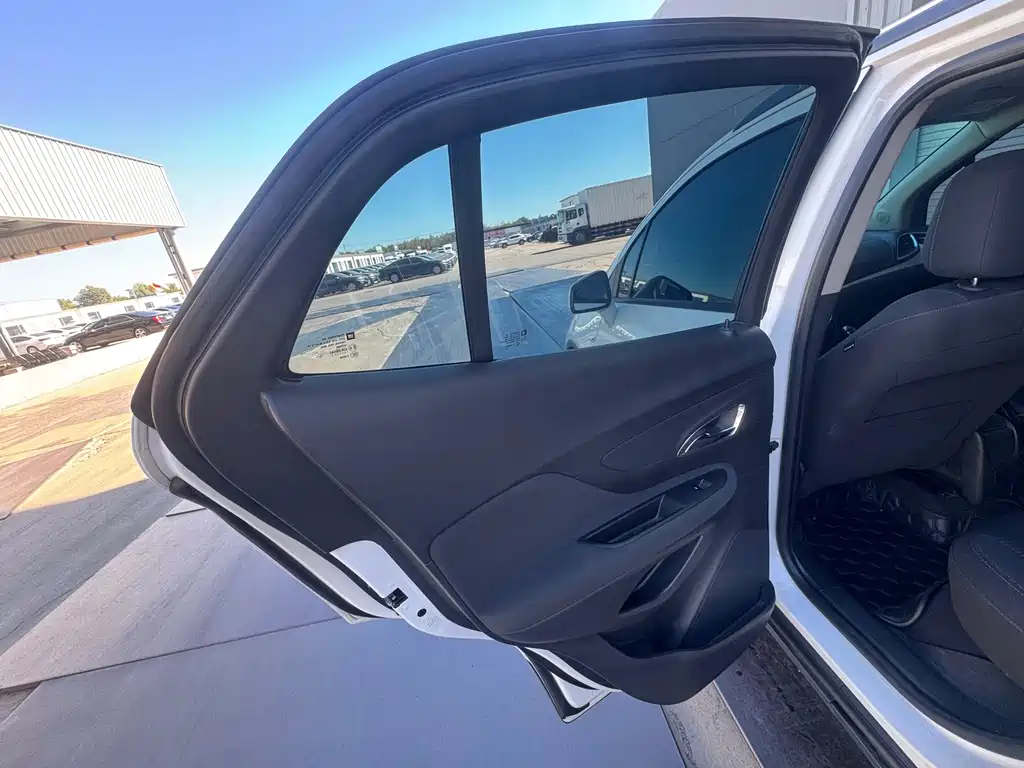 Buick Encore — миниатюра 13