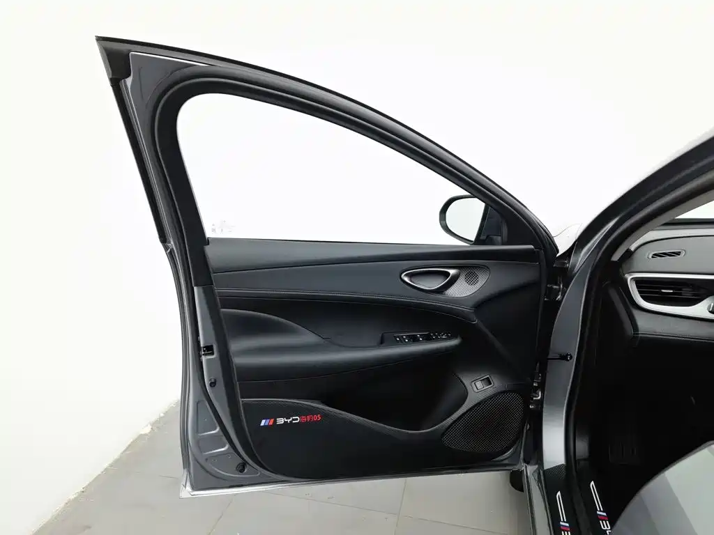 BYD Seal 05 DM-i — миниатюра 8