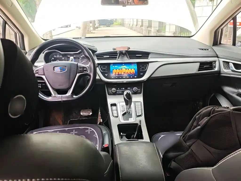 Geely Emgrand GS — миниатюра 10