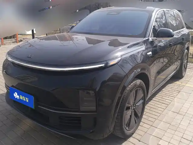 Li Auto IDEAL L8 2024