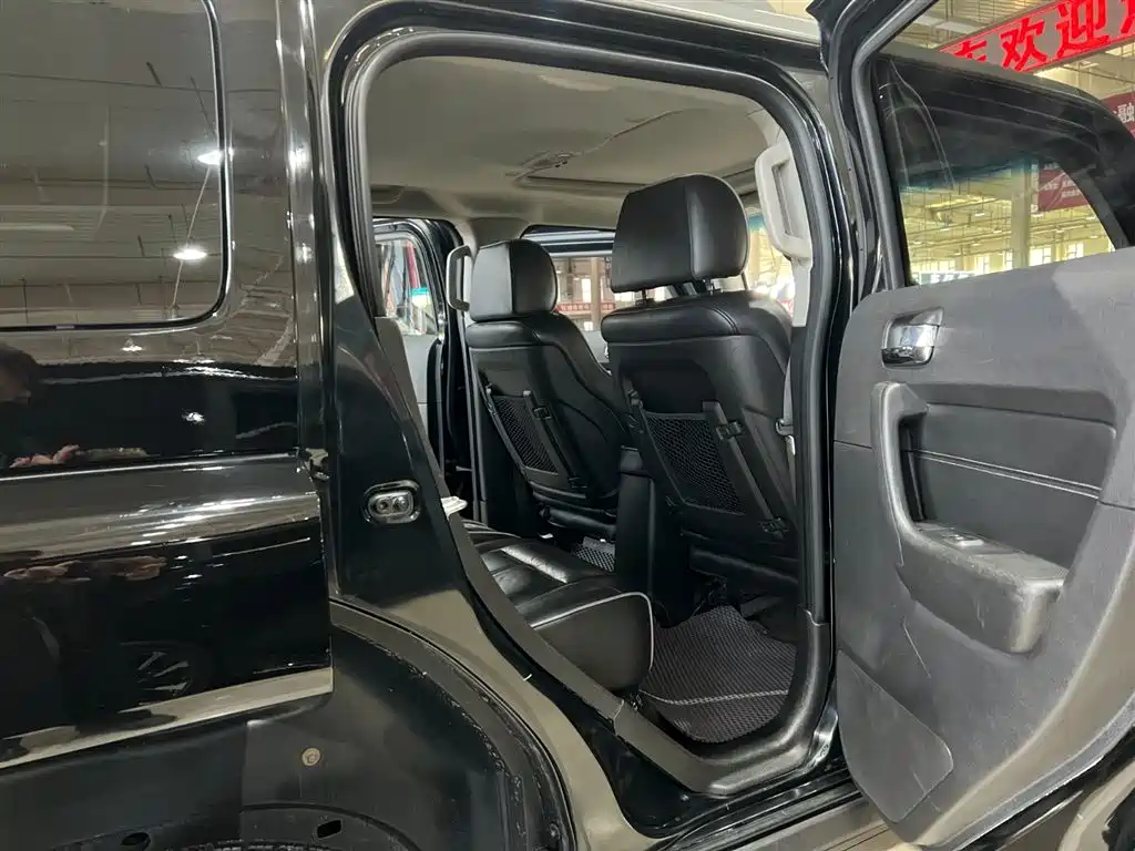 Hummer H3 — миниатюра 8