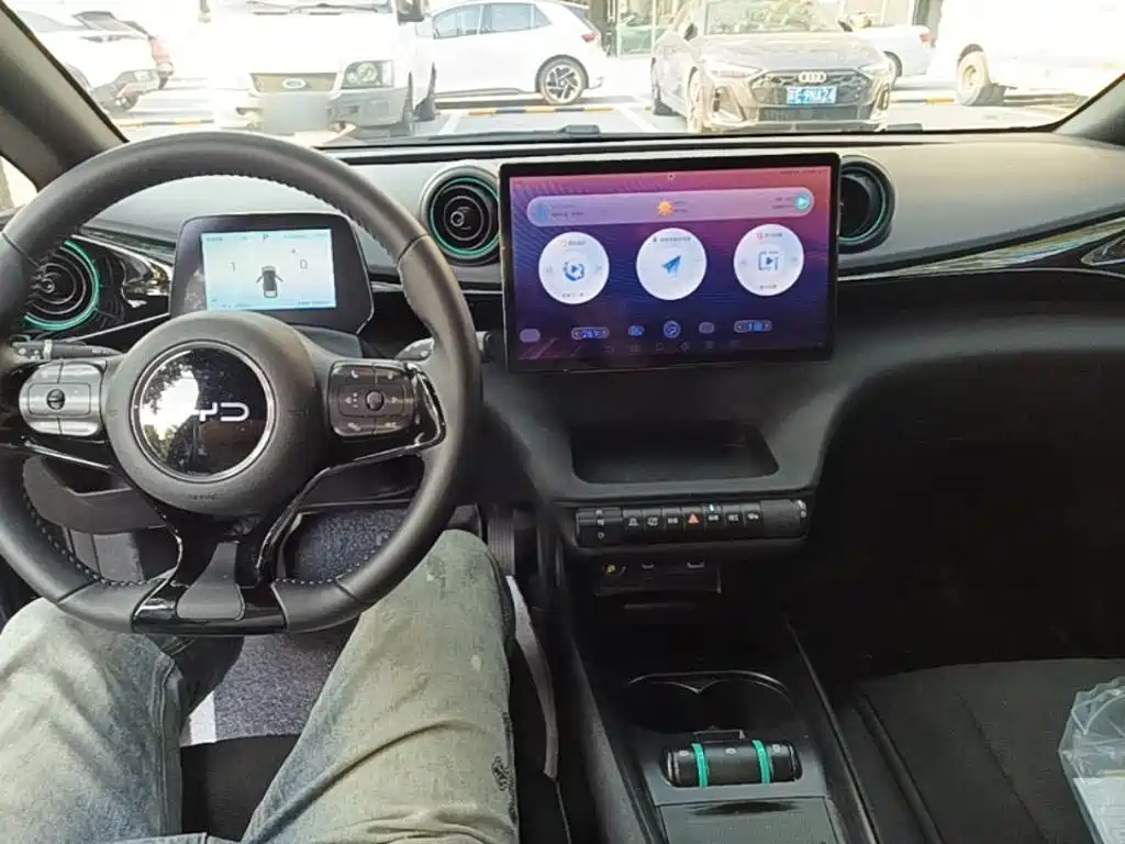 BYD Dolphin — миниатюра 10