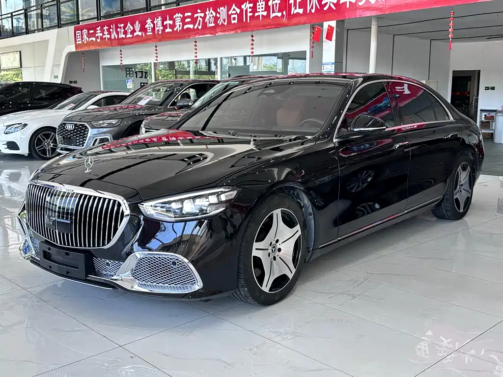 Mercedes-Benz S-Class 2024