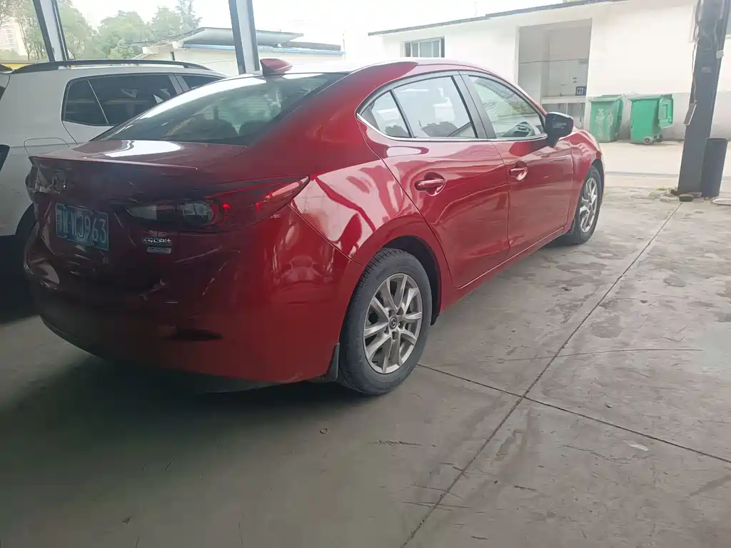 MAZDA 3 ANGKESAILA