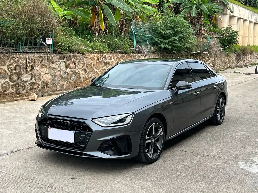 Купить Audi A4L