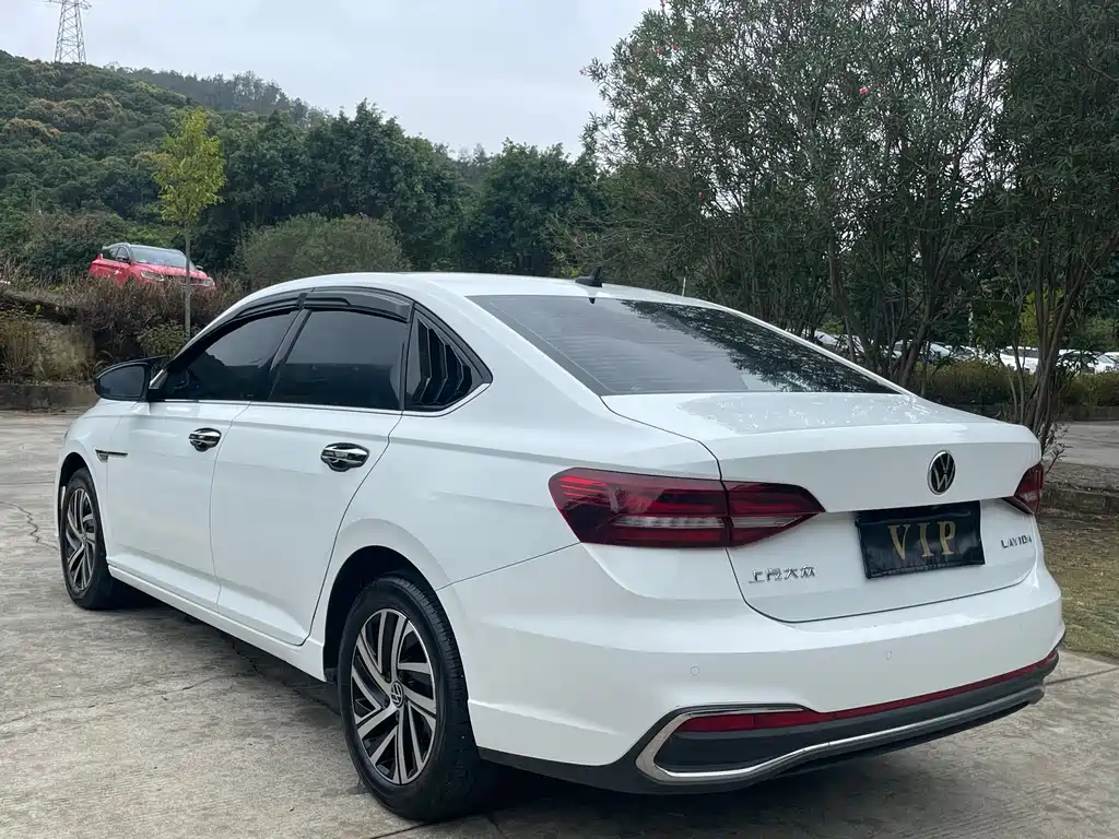 VOLKSWAGEN LAVIDA