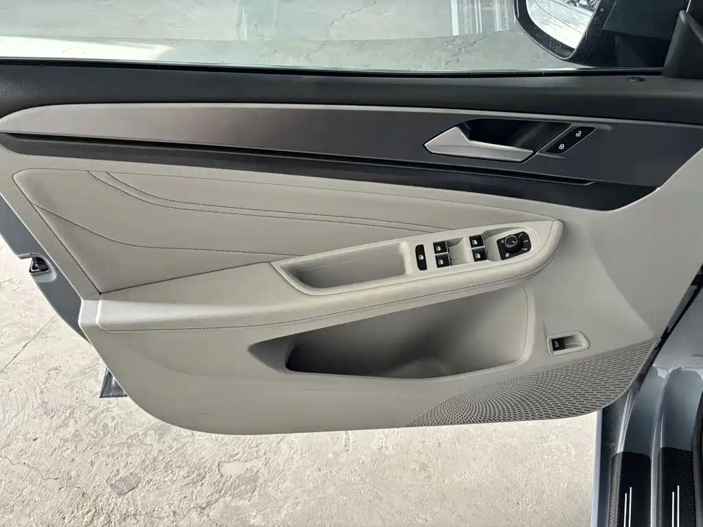 Volkswagen Lamando — миниатюра 7
