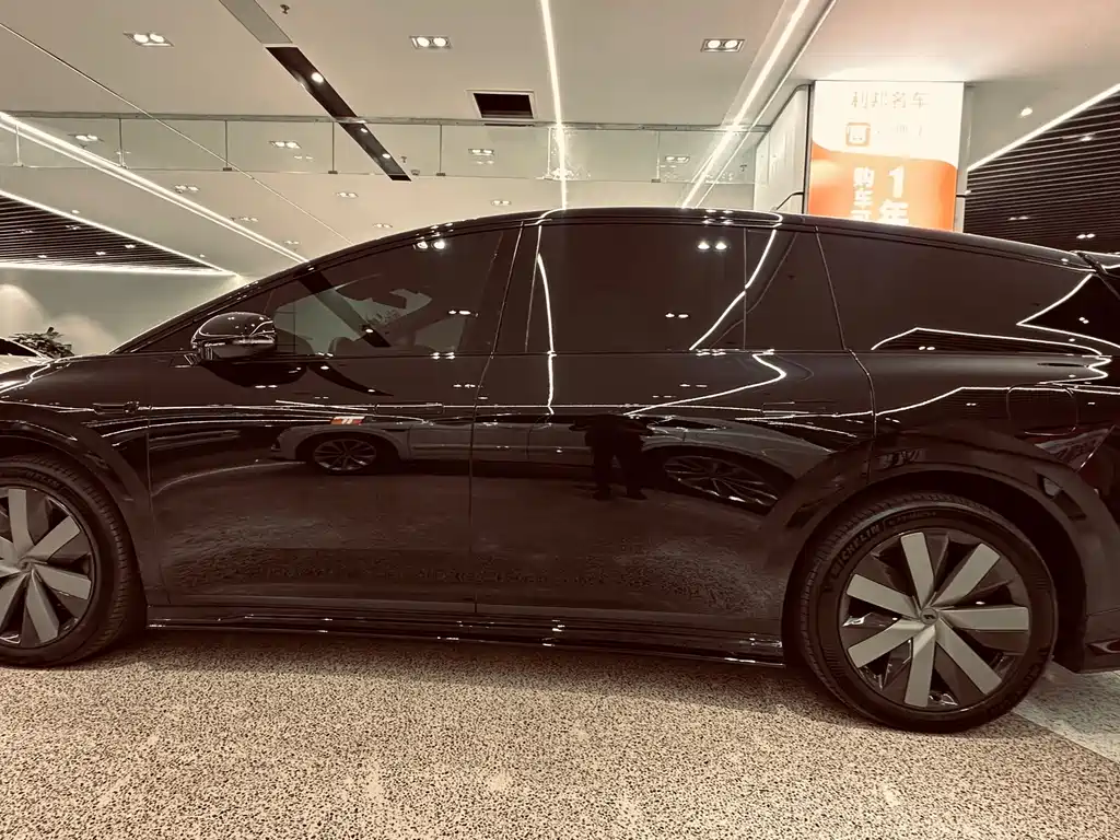 Li Auto Li i8 — миниатюра 4