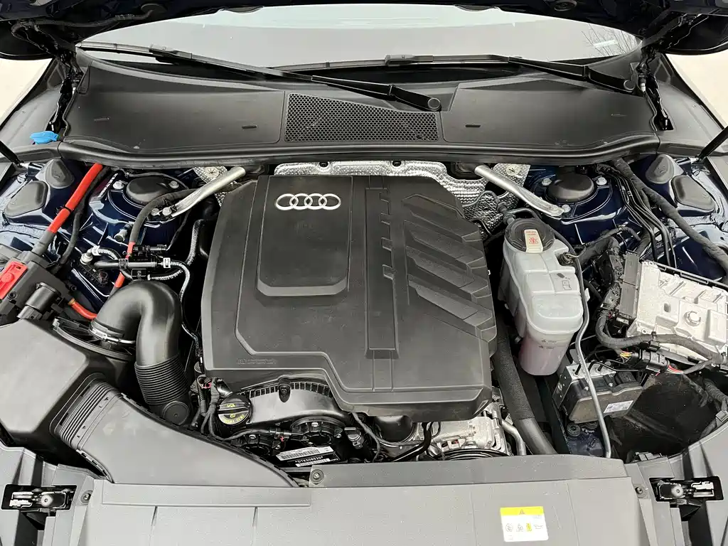 AUDI A7L