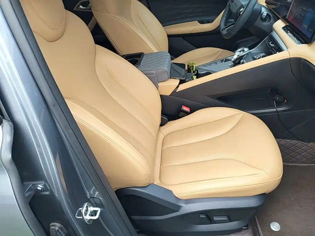 Roewe RX5 New Energy — миниатюра 25