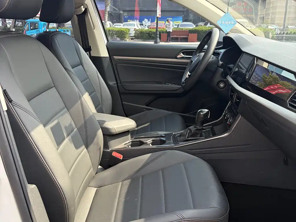 Volkswagen Lavida 2018 1.5L AT Comfort V