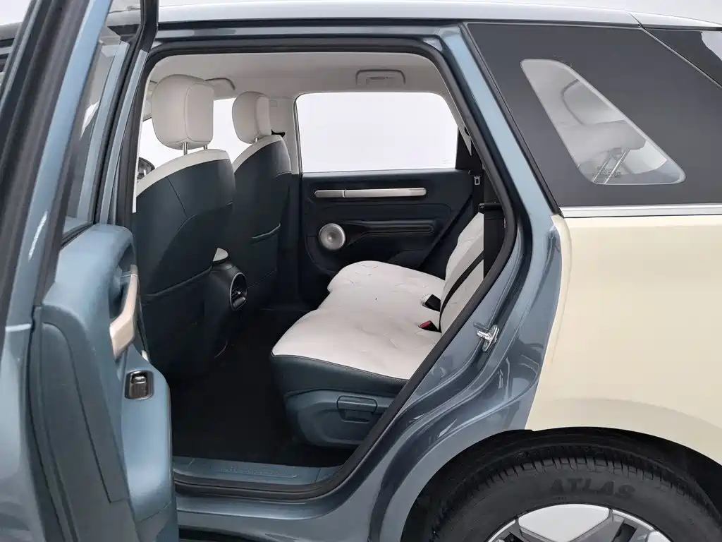 Baojun Yunduo — миниатюра 15