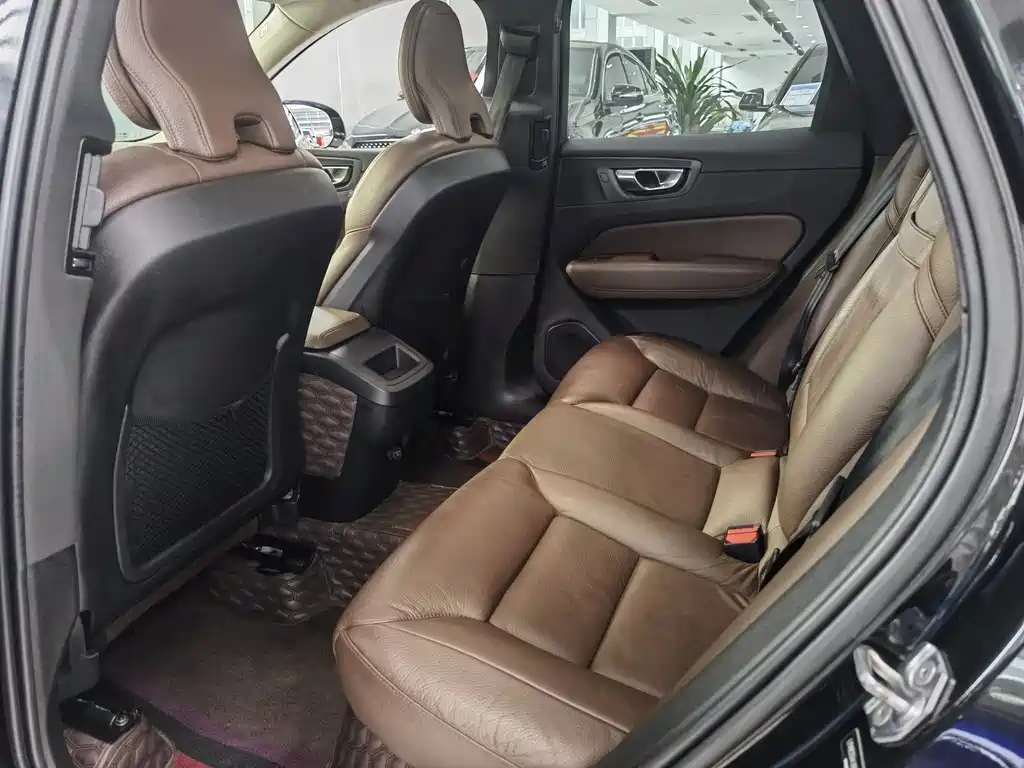 Volvo XC60 2021 T5 Luxury