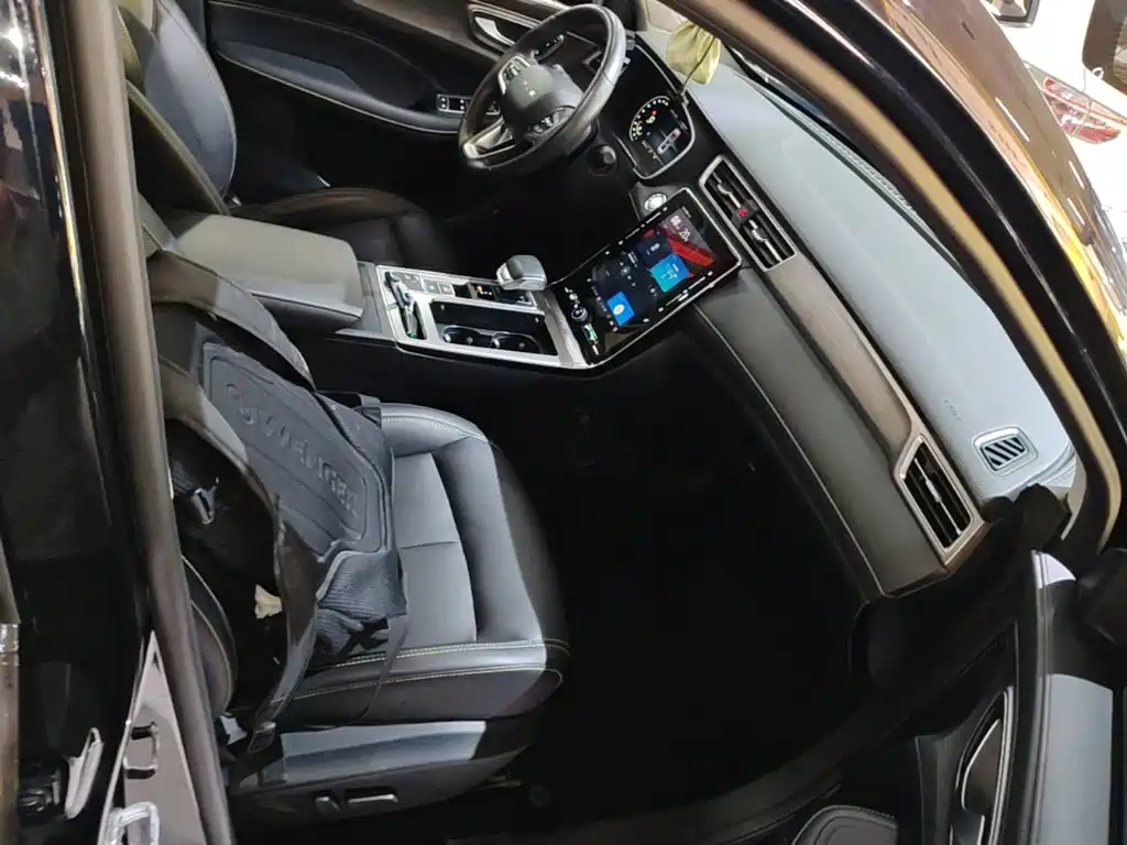 Roewe RX5 — миниатюра 25