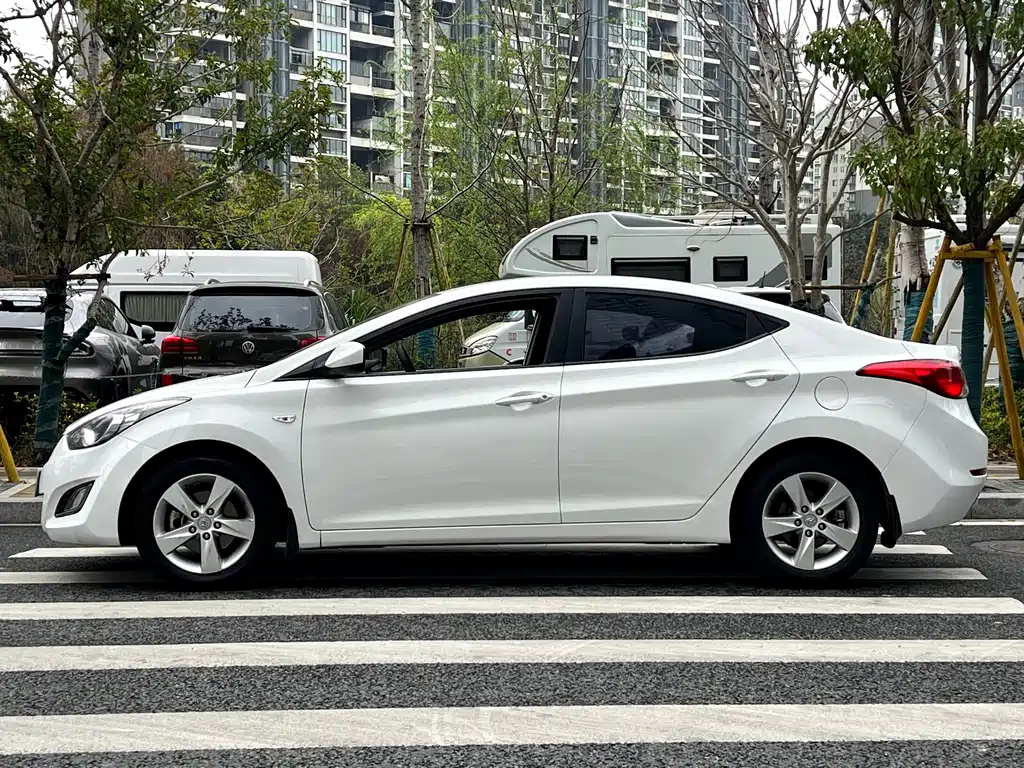 Hyundai Elantra Langdong 1.6L Auto Fashion Type, фото 8