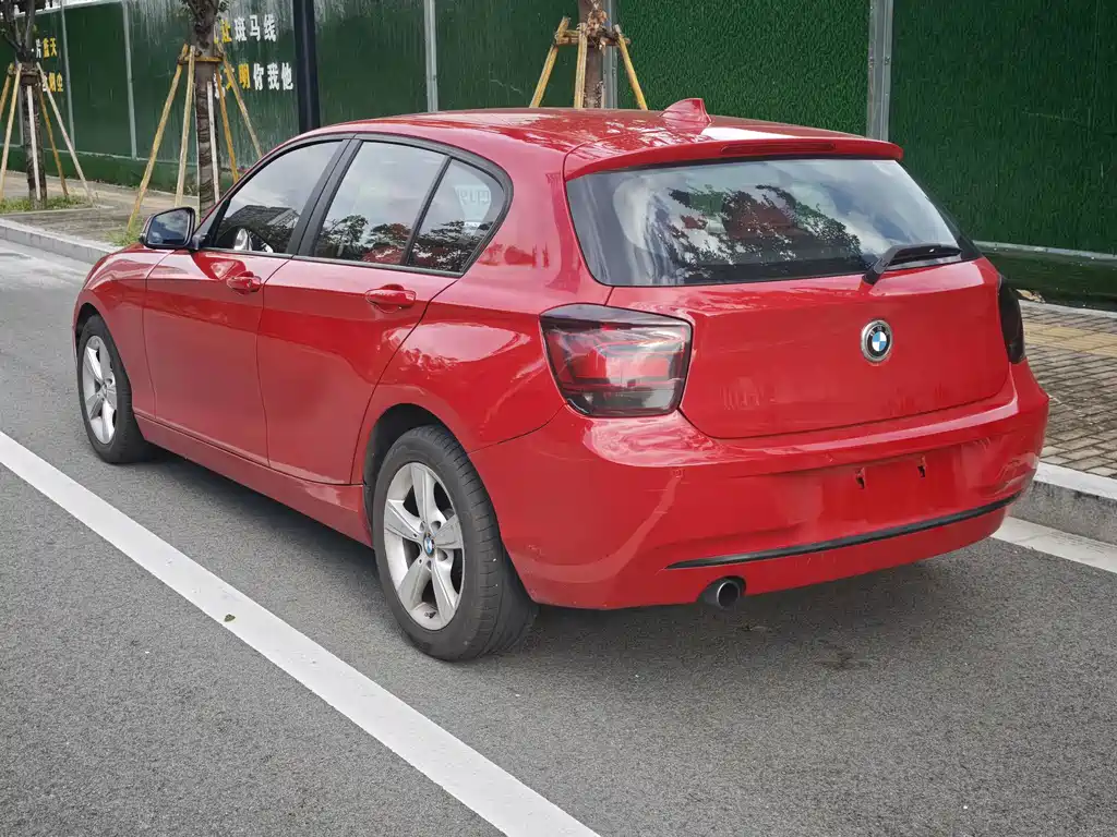 BMW 1 Series (Import) — миниатюра 7