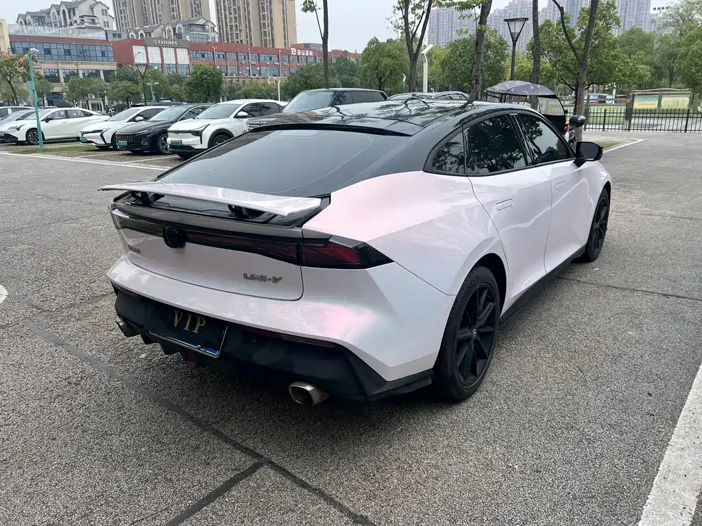 Changan UNI-V — миниатюра 6