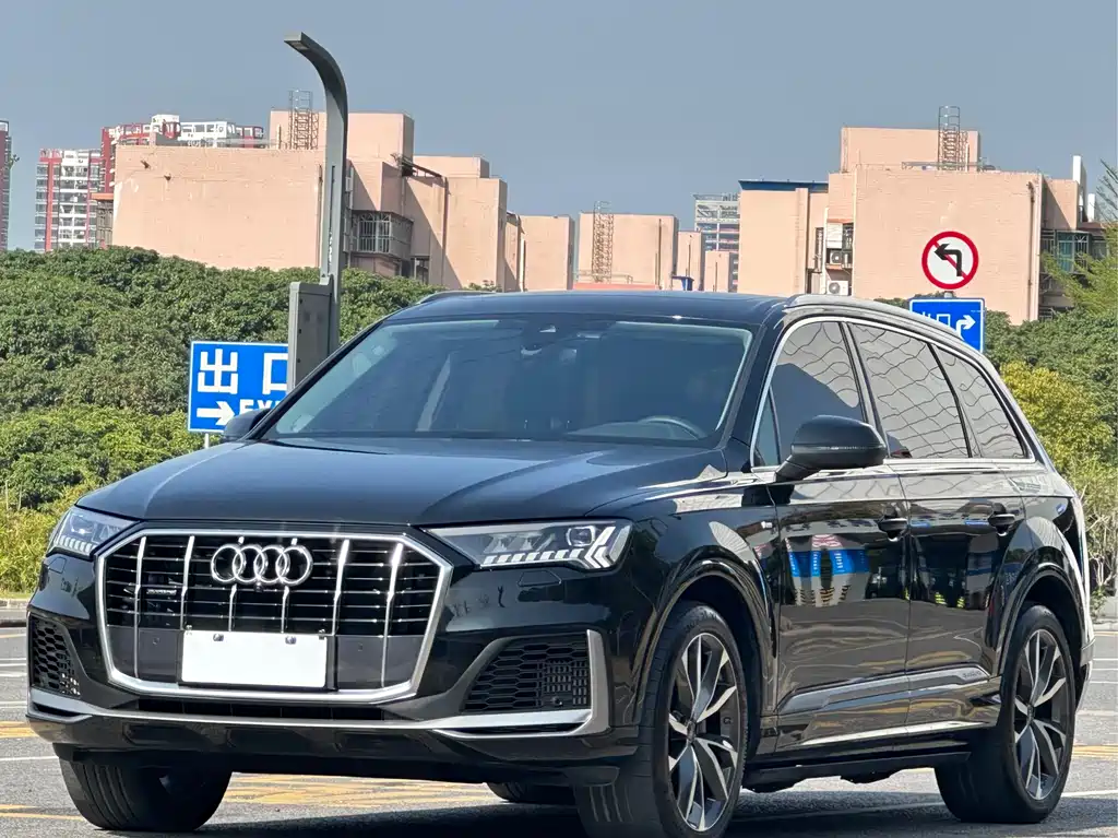 Audi Q7 2024