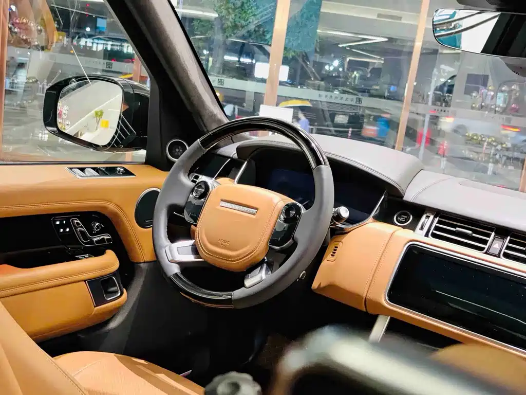 Land Rover Range Rover — миниатюра 22