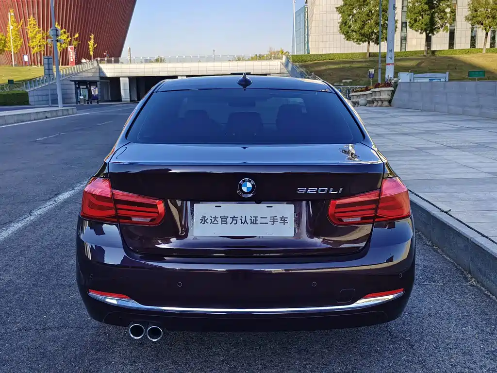 BMW 3 Series — миниатюра 3