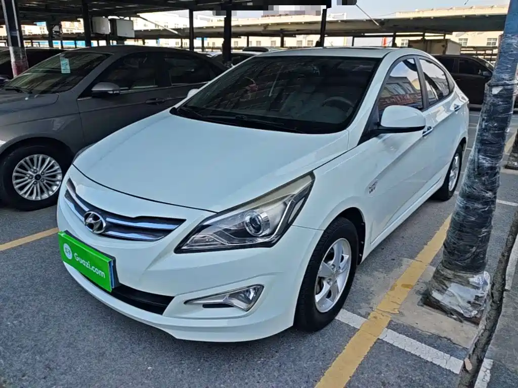 Hyundai Verna — миниатюра 2